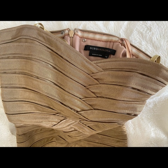 Dress - Picture 4 of 5